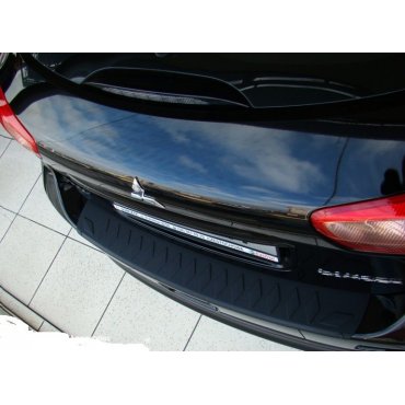 Mitsubishi Lancer X Sportback  накладка защитная на задний бампер полиуретановая 