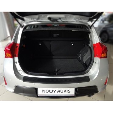 Toyota Auris Mk2 накладка защитная на задний бампер полиуретановая