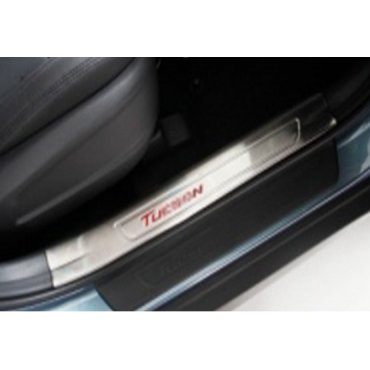 Hyundai Tucson TL 2015 накладки верхние на пороги дверных проемов, тип A