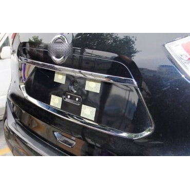 Nissan X-Trail T32 накладка хром на крышку багажника вокруг номерного знака