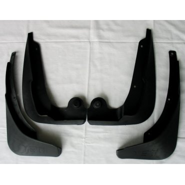 Skoda Yeti 2014+ брызговики колесных арок GT передние и задние полиуретановые с лого 