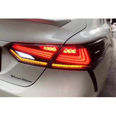 Toyota Camry XV70 2018+ оптика задняя LED альтернативная тюнинг черная