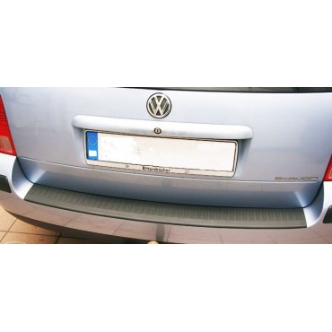 Volkswagen Passat  B5 Variant накладка защитная на задний бампер полиуретановая