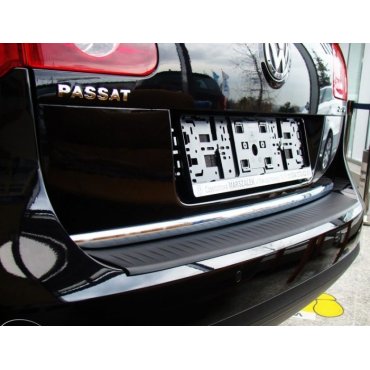Volkswagen Passat B6 Variant накладка на задний бампер защитная полиуретановая
