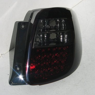 Suzuki SX-4 оптика задняя LED красно-черная