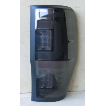 Ford Ranger T6 T7 задние тюнинг фонари LED черные V1