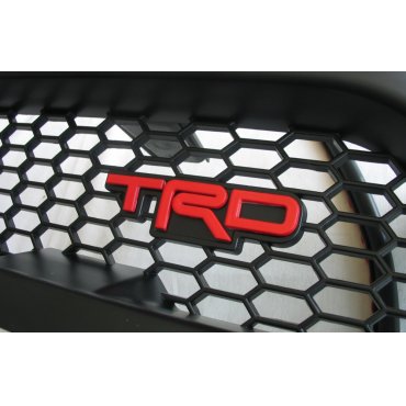 Toyota Hilux Revo 2014 решетка радиатора черная TRD стиль TS
