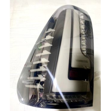 Toyota Hilux Revo 2014 оптика задняя тюнинг LED черная BW