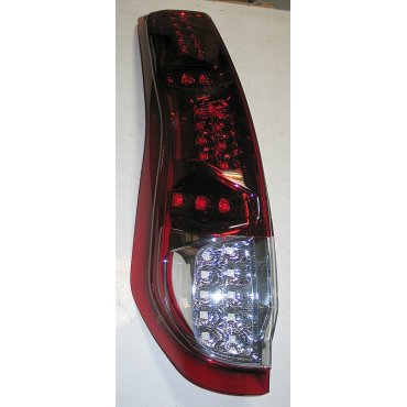 Nissan X-trail T31 оптика задняя красная 100% LED 