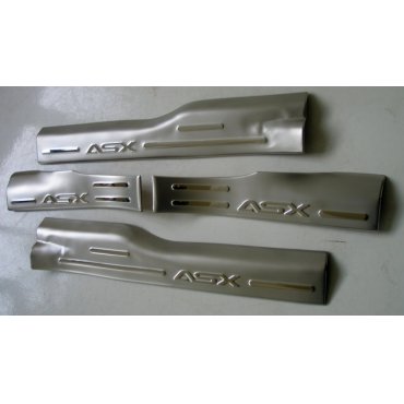 Mitsubishi ASX накладки порогов дверных проемов верхние