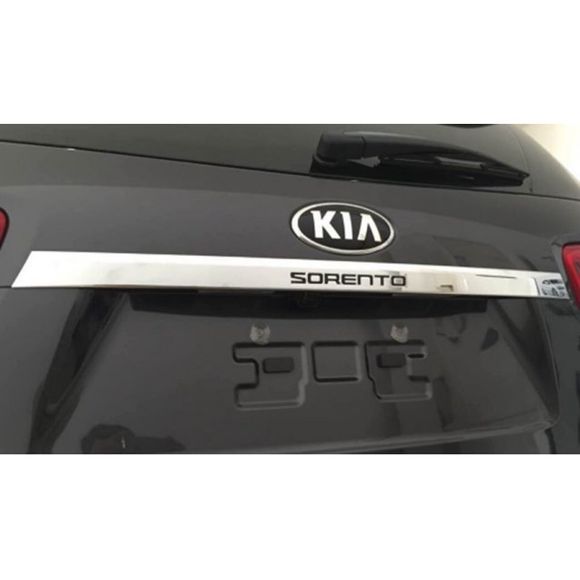 Kia Sorento UM 2015+ хром накладка на крышку багажника средняя ABS