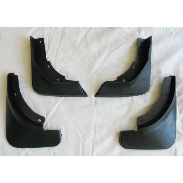 Volkswagen Passat B7 брызговики GT колесных арок передние и задние полиуретановые V2