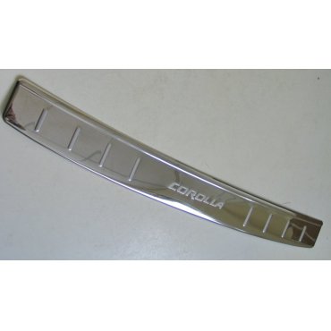 Toyota Corolla E170/ Altis накладка защитная на задний бампер 