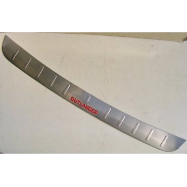 Mitsubishi Outlander 2015 накладка защитная на задний бампер тип B красная