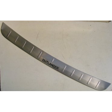 Mitsubishi Outlander 2015 накладка защитная на задний бампер тип B черная