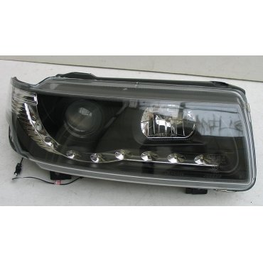 Volkswagen Passat B4 оптика передняя черная