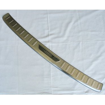 Volkswagen Passat B8 накладка защитная на задний бампер тип A