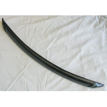 Toyota Hilux Revo 2014 накладка черная на кромку капота карбон стиль