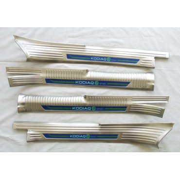 Skoda Kodiaq накладки защитные на пороги дверных проемов верхние