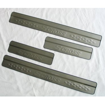 Suzuki SX-4 S-Cross хэтчбек накладки защитные на пороги дверных проемов V1