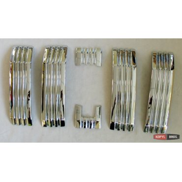 Toyota Prado 150 2018+ накладки хром на решетку радиатора с камерой