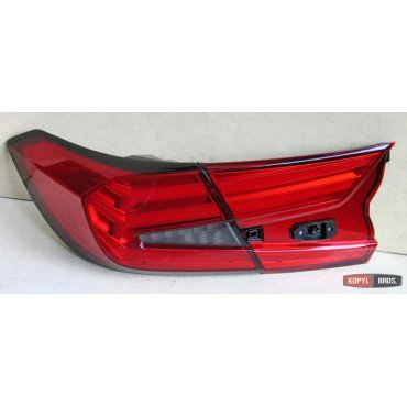 Honda Accord 10 2018+ оптика задняя LED светодиодная красная