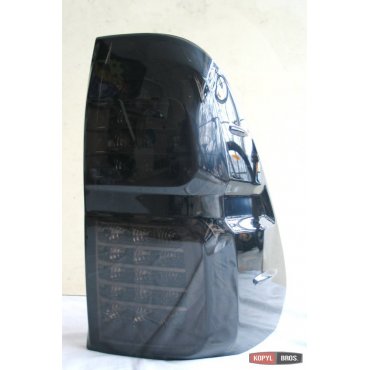 Toyota Hilux Revo 2014 оптика задняя тюнинг LED черная TS